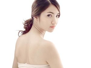 深圳寶麗整形李信鋒膨體+肋軟骨鼻綜合隆鼻怎么樣？李信鋒擅長項目、個人資料、坐診時間、口碑評價揭秘