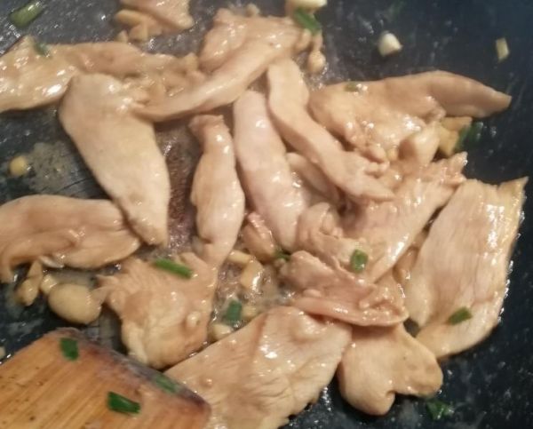 純奶手撕吐司的做法 步驟1