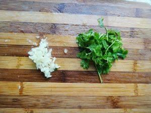 生菜拌金针菇的做法 生菜拌金针菇怎么做 第5张