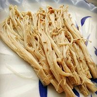 健康的烤金针菇的做法图解1