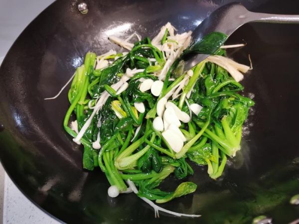 純奶手撕吐司的做法 步驟1