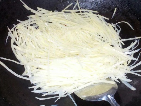 純奶手撕吐司的做法 步驟1