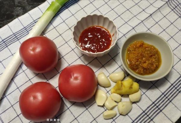 火鍋店的番茄鍋底，教你在家制作，簡(jiǎn)單幾步，酸爽開(kāi)胃，好吃不膩