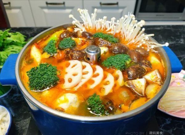 火鍋店的番茄鍋底，教你在家制作，簡(jiǎn)單幾步，酸爽開(kāi)胃，好吃不膩
