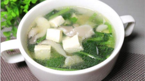 蘑菇豆腐湯的做法