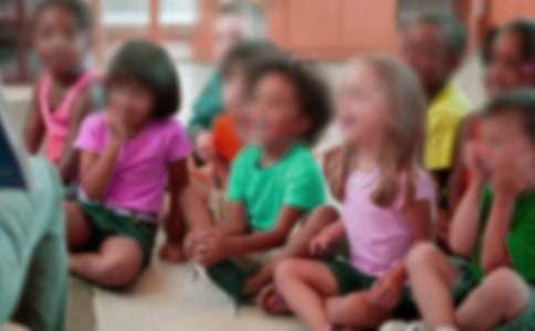 幼儿园中班安全公开课优质教案《迷路了怎么办》