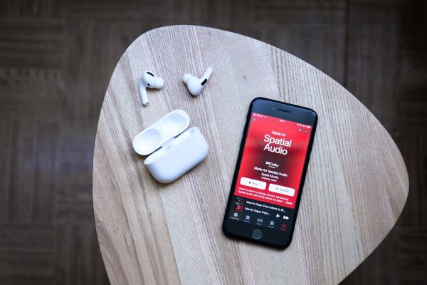 如何查看 AirPods 電池健康度查詢：簡(jiǎn)單步驟