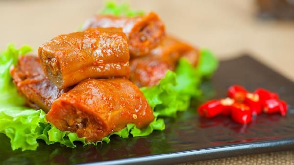 拉力器會(huì)練出肌肉嗎