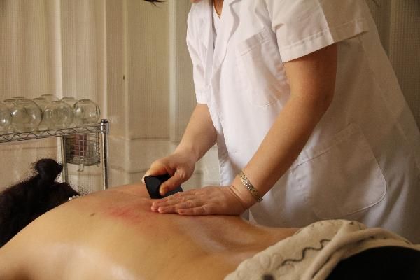 刮痧和拔罐有什么區(qū)別