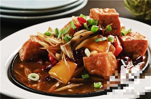 豆腐鴨血怎么燒比較好吃