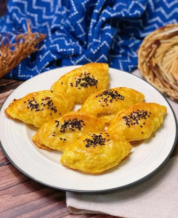 超簡(jiǎn)單的低脂甜品——香蕉酸奶派！無糖低卡，好吃到爆！