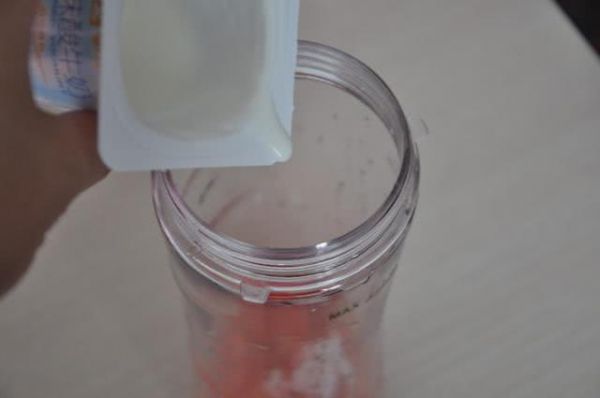 女人隔三差五吃1杯，防便秘，治口臭，由內(nèi)到外都健康！
