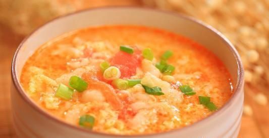 鲜香酸爽的西红柿疙瘩汤！6步就能完成，营养快手的早餐佳品