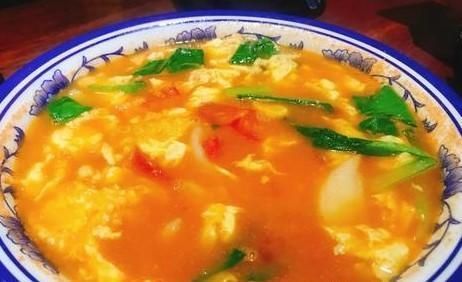 鲜香酸爽的西红柿疙瘩汤！6步就能完成，营养快手的早餐佳品