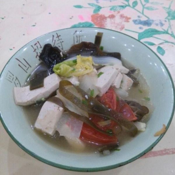 蔬菜豆腐湯