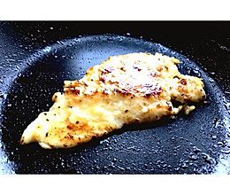 黑椒蒜香鸡胸肉的做法