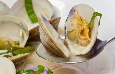 步驟4：淋上無糖酸奶，完成