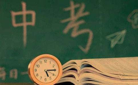 中考百日誓師學(xué)生演講稿范文600字（精選19篇）