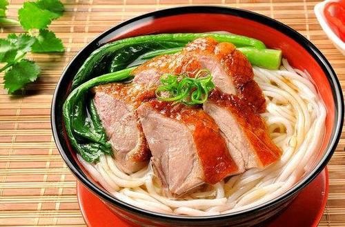 廣東21座城的代表美食3、東莞：燒鵝瀨粉