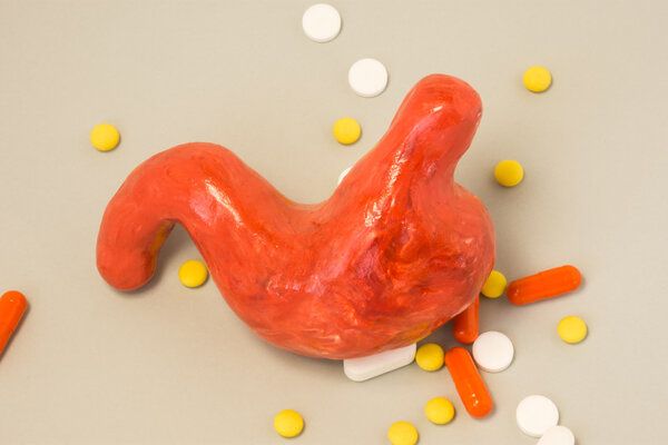 胃阵痛拉稀像水泄怎么办