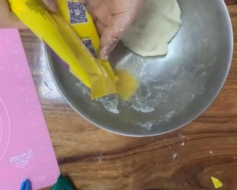 純奶手撕吐司的做法 步驟1