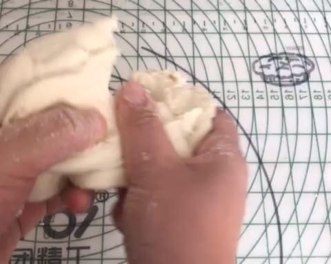 純奶手撕吐司的做法 步驟1