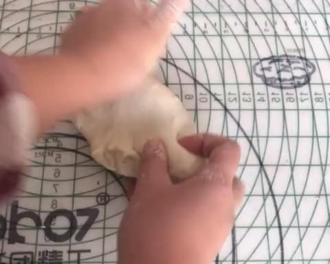 純奶手撕吐司的做法 步驟1