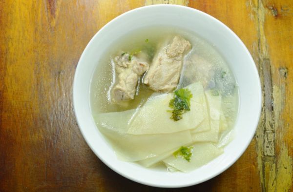 冬天想要養(yǎng)生要吃什么 冬天養(yǎng)生要喝什么湯呢 冬天該怎么養(yǎng)生呢