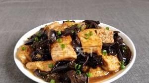 嫩豆腐燒黑木耳,可以進(jìn)來看看這篇文章