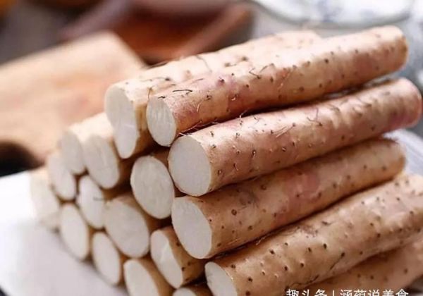 買山藥時，你能分辨出真假嗎？學(xué)會4招，就不用擔(dān)心買到假的了