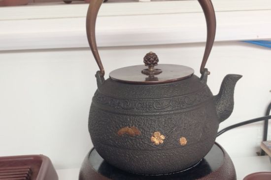 常見(jiàn)的七大材質(zhì)的茶具優(yōu)缺點(diǎn)，用什么材質(zhì)的茶具泡茶最好？