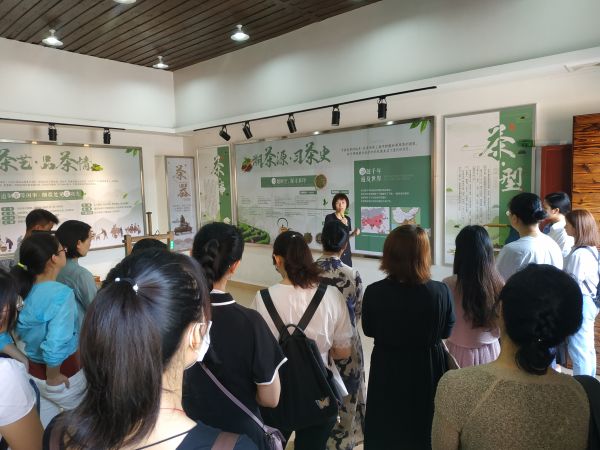 參觀.jpg