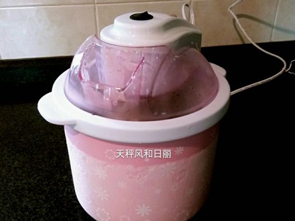 純奶手撕吐司的做法 步驟1