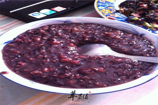 黑米粥1.jpg