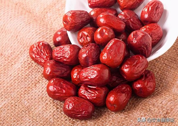 女人若想延緩衰老，不妨選擇這7種食物，常吃或有助養(yǎng)顏抗衰老