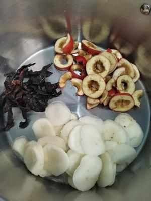 陳皮山楂荸薺(解膩消食茶)的做法 步驟3