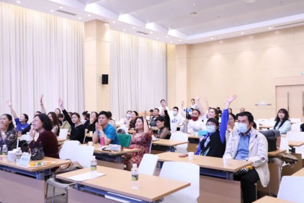 海南现代妇儿医院母乳喂养促进项目启动 开设母乳喂养健康教育门诊