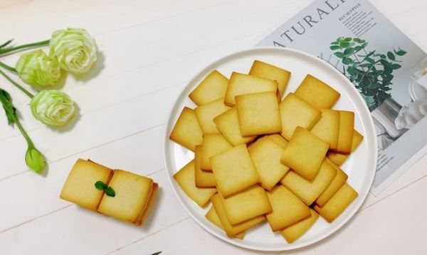 用椰香胚芽打造美味健康的饼干（营养丰富的椰香胚芽饼干制作方法）