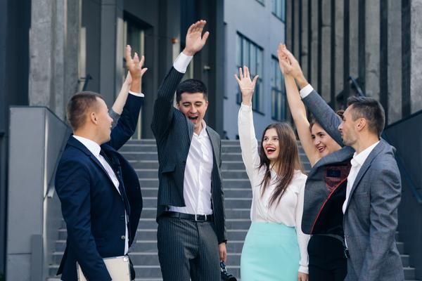 年会舞蹈减肥大比拼：跟随节奏，跳出肥胖的困扰 图2