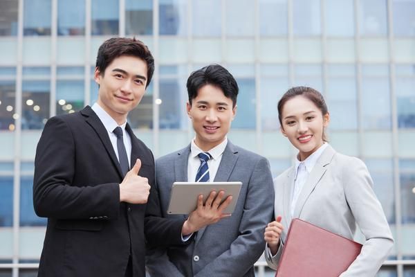 团队合作与互动：三天团建游戏挑战 图1