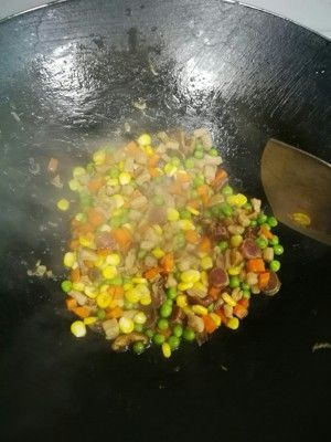 美味的荷叶饭的做法步骤 第1步