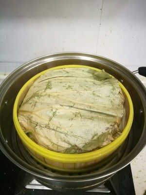 美味的荷叶饭的做法步骤 第5步