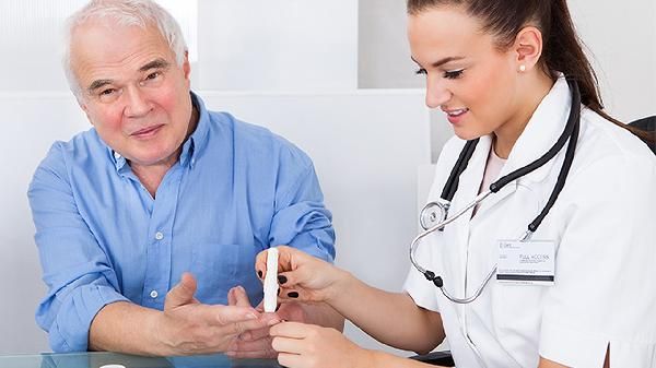 中醫(yī)認(rèn)為老年人糖尿病是什么原因引起的