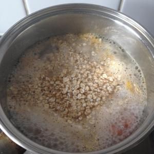 健康蔬菜燕麥粥的做法步驟 第3步