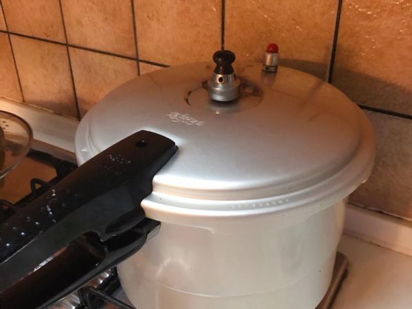 純奶手撕吐司的做法 步驟1
