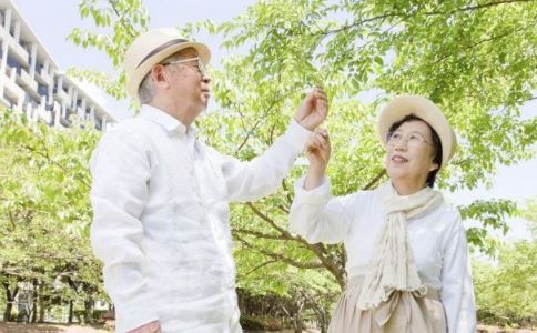 老年人吃什么補(bǔ)鐵 老年人補(bǔ)鐵原則 老年人補(bǔ)鐵注意事項(xiàng)