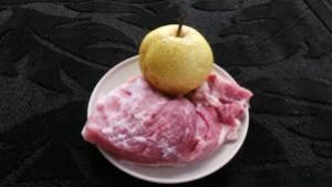 海底椰清補(bǔ)涼煲豬肺 （潤(rùn)肺潤(rùn)喉降火）的做法步驟 第3步