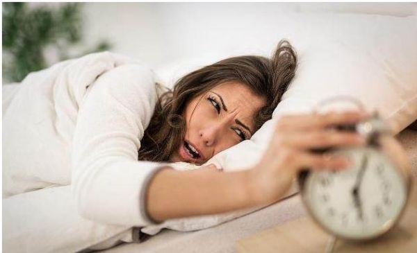 長(zhǎng)期節(jié)食減肥，有一定效果，可能會(huì)給身體帶來(lái)這3個(gè)“變化”！