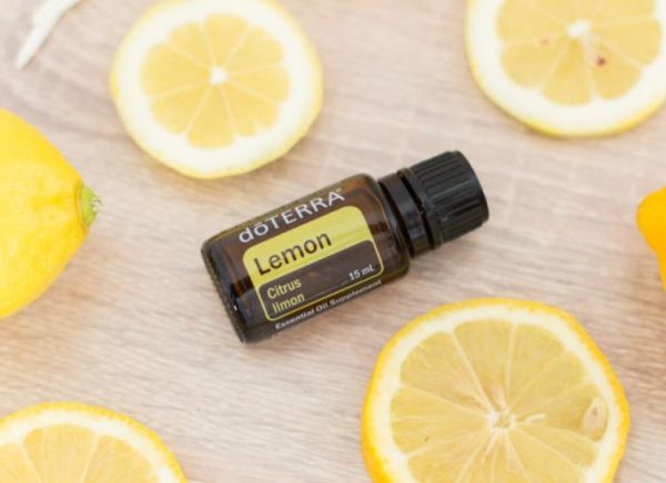 doTERRA’s 多特瑞檸檬精油