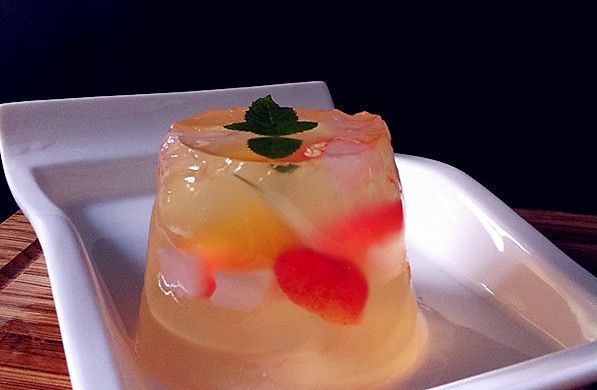 臻の食堂《傷心寶石果凍》